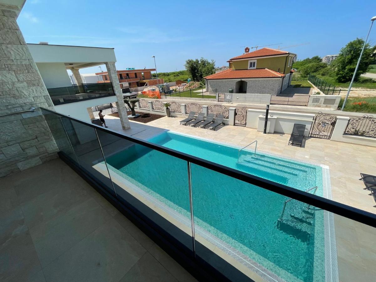 Vila Softic Amra Умаг Екстер'єр фото